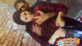 خطيبي الدلوعة وخدني في الشقة ونازل تقفيش في بزازي ولعني نيك – سكس مصري بصوت واضح