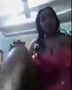 سكس عربي فرسة مصرية تقلع قدام الكاميرا تلعب في كسها تهيج الناس سكس مترجم