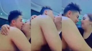 اجمد سكس بوس واحضان تهيج الصخر من ولد مراهق فشخ خالته نيك ساخن نار