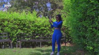 زوجان مثيران يمارسان الجنس العنيف في حديقة بعد الجيم سكس مترجم